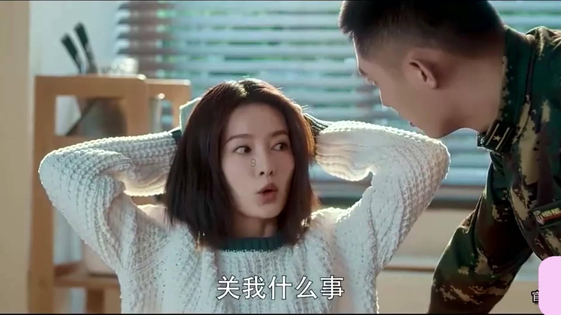 五彩几何塔